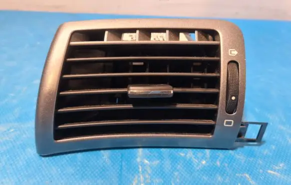Peugeot 407 Dashboard side air vent grill/cover trim 9644589577