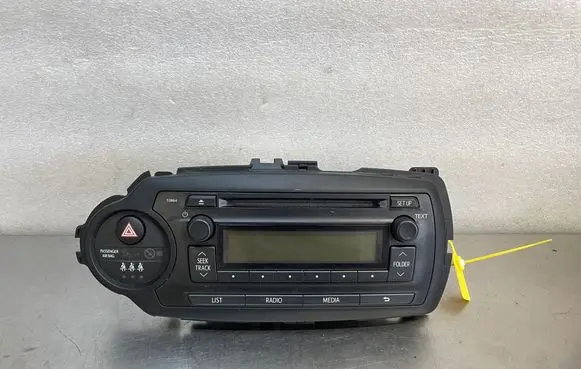 Toyota Yaris Trunk lid opening control unit DOTOYOTAYARISIII3