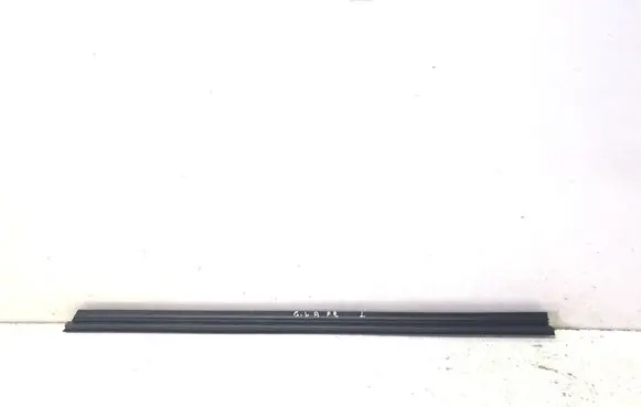 Mercedes-Benz GLA W156 X156 Front door rubber seal A1567250465