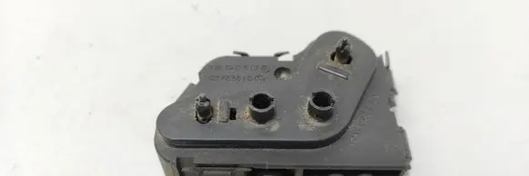 Mercedes-Benz C W203 Seat control switch 2108213851
