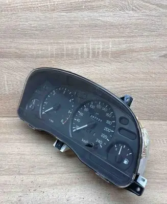Ford Mondeo MK II Speedometer (instrument cluster) 98BP10C956HB ForDieselLHD