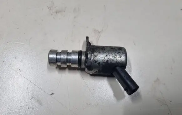Audi A6 Allroad C7 Camshaft vanos timing valve 06E115243C