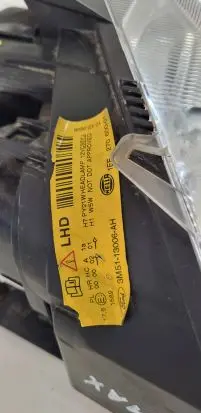 Ford Focus C-MAX Headlight/headlamp 3M5113006AH