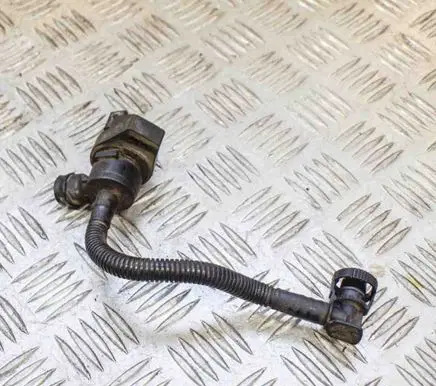BMW 3 E90 E91 Breather/breather pipe/hose 7512581