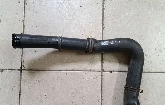 Ford Galaxy Intercooler hose/pipe 7M3145957A 7M3145828