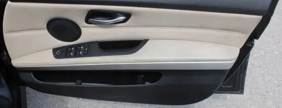 BMW 3 E90 E91 Front door card panel trim