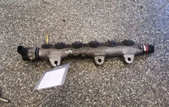 Nissan Qashqai Fuel main line pipe 0445214155 8200842432 8200610223