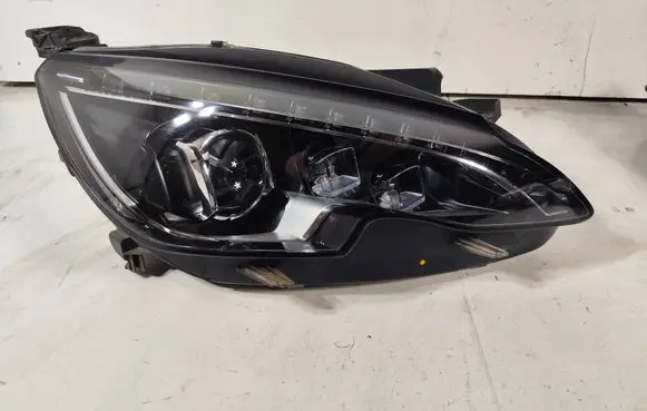 Peugeot 308 Headlight/headlamp 9800546380 6253230