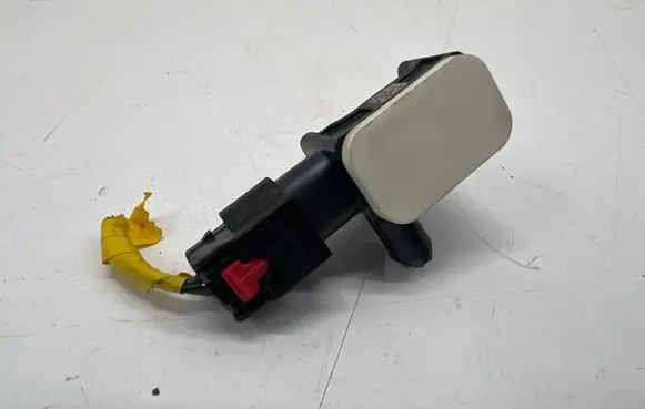 Maserati Ghibli Airbag deployment crash/impact sensor 56054085AA A1668210151