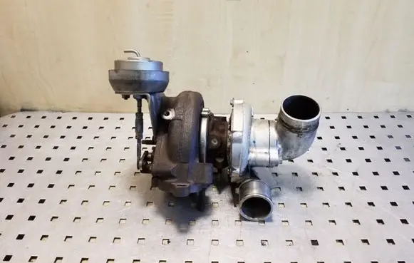 Toyota RAV 4 (XA30) Turbo 1720126030 VB16 060120088N