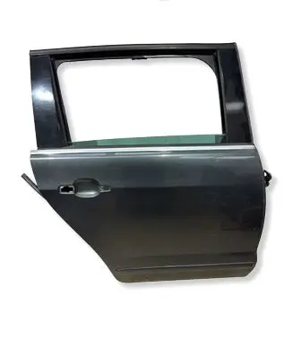 Peugeot 5008 Rear door 