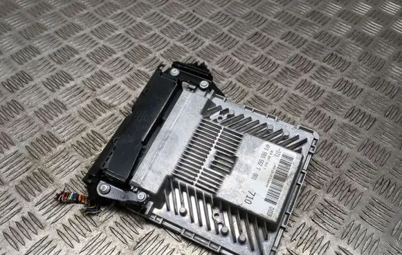 Audi A6 S6 C6 4F Engine control unit/module 4F0907552F 8E0907411J