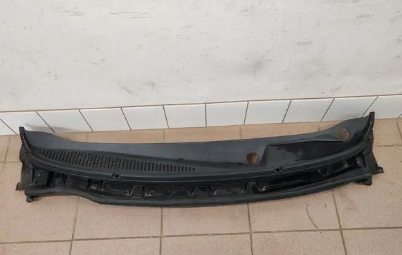 Nissan Note (E11) Wiper trim 668629U100