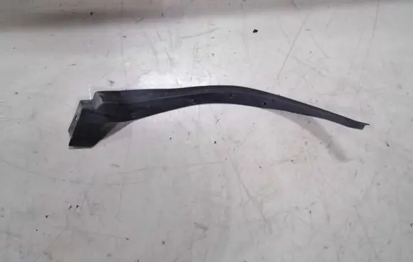 Toyota Highlander XU70 Rear arch trim 
