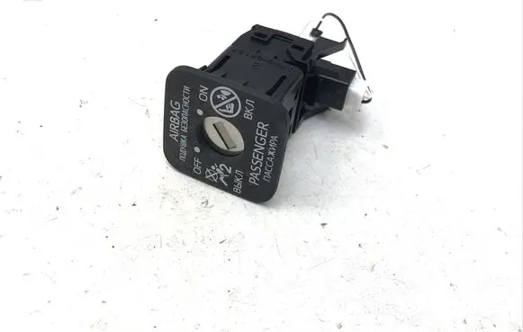 Lexus RZ Passenger airbag on/off switch 2092P36