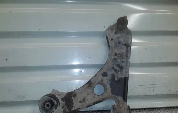 Opel Corsa D Front lower control arm/wishbone 