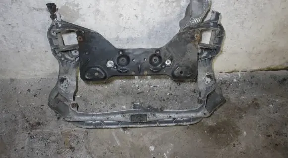 Mercedes-Benz C W203 Front axle beam 