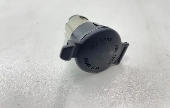 Opel Antara 12 V Socket (rear) 