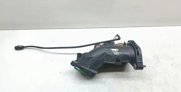 Intake resonator