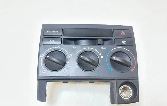 Toyota Corolla Verso E121 Climate control unit 5553313010