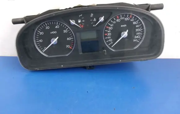 Renault Laguna II Speedometer (instrument cluster) 8200263353