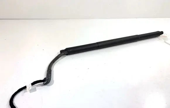 Volkswagen Tiguan Shock absorber/damper mounting bracket 5NA827851A