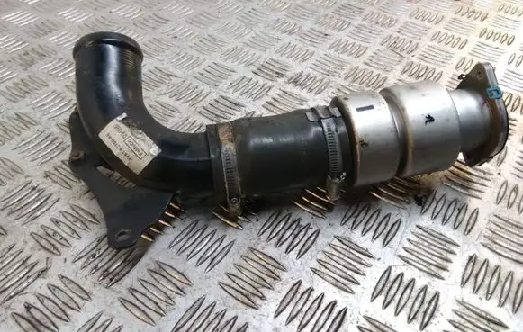 Ford Focus Intercooler hose/pipe AV616C750AE