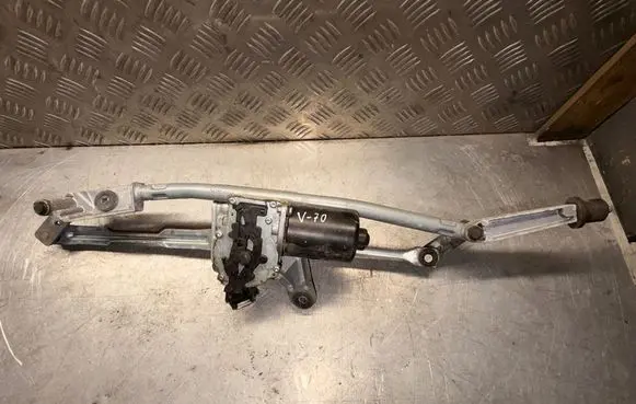 Volvo V70 Front wiper linkage and motor 40477512V 8648343 1345J