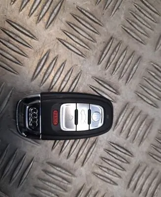 Audi A6 S6 C7 4G Ignition key/card 