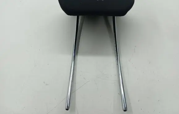 Mercedes-Benz B W245 Rear seat headrest 