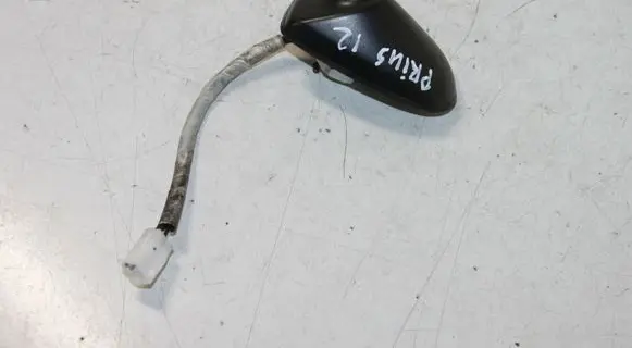 Toyota Prius (XW30) Aerial GPS antenna 