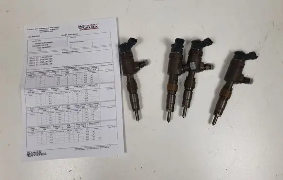 Citroen C4 II Picasso Fuel injectors set 0445110566