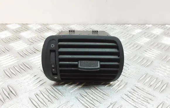 Audi A3 S3 8L Dashboard side air vent grill/cover trim 8L0820901