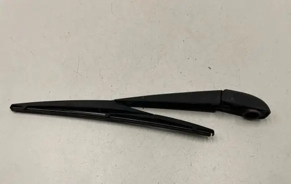 Toyota RAV 4 (XA30) Rear wiper blade 