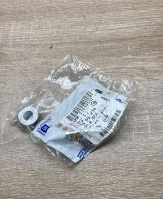 Opel Astra H Nuts/bolts 11514597 4806230