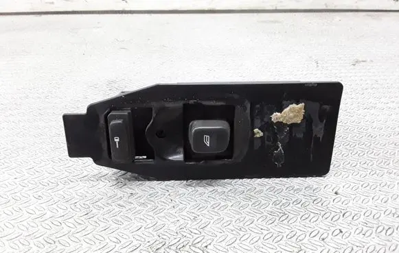 Volvo S60 Electric window control switch 30658117