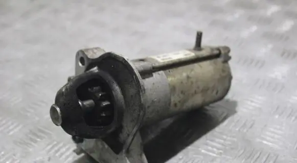 Ford Focus Starter motor 3M5T11000CF