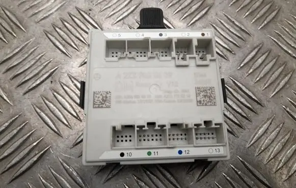 Mercedes-Benz GLC C254 Door control unit/module A2239000639
