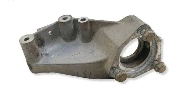 Opel Mokka Driveshaft support bearing bracket 95400936
