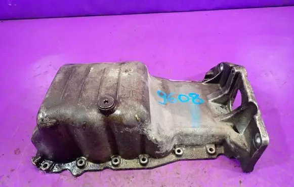 Opel Astra H Oil sump 