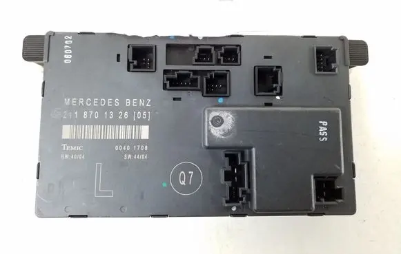 Mercedes-Benz E W211 Door control unit/module A2118701326