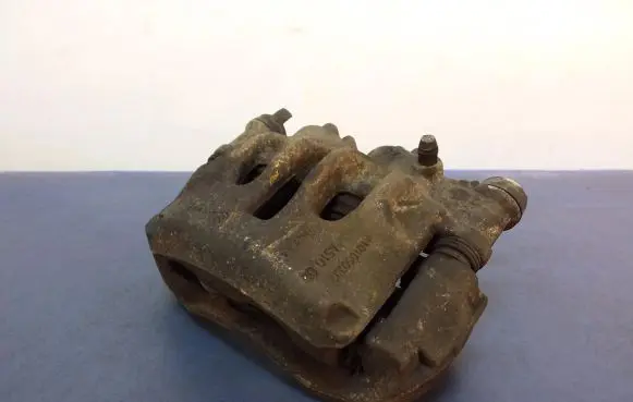 Renault Master III Front brake caliper 410105039R