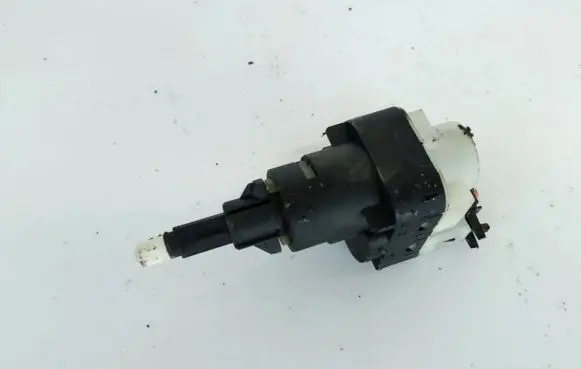 Volkswagen Polo Brake pedal sensor switch 1008900019