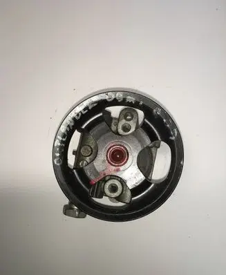 Mitsubishi Outlander Power steering pump 89306490
