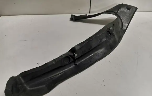 Audi A5 Sportback 8TA Fender end trim 8T0821112A