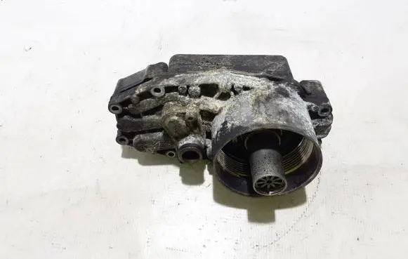 Land Rover Range Rover L405 Oil filter mounting bracket FW936B624AB