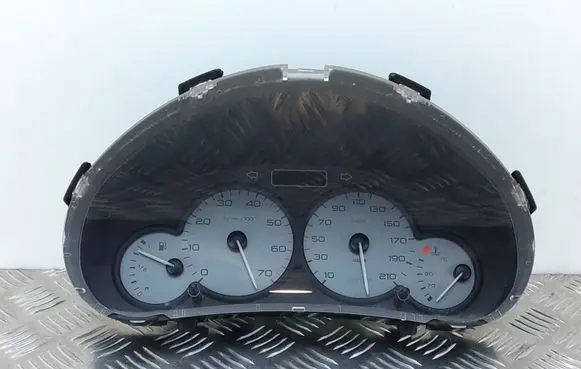 Peugeot Partner Speedometer (instrument cluster) 9662745380