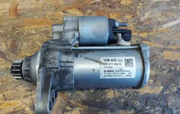 Volkswagen Golf Sportsvan Starter motor 02Z911024Q