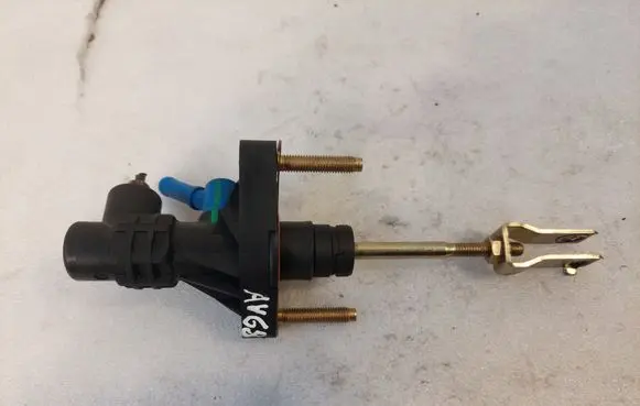 Toyota Avensis T250 Clutch master cylinder 3142005040