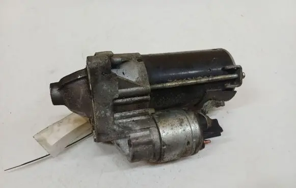 Renault Clio III Starter motor DV094X000119
